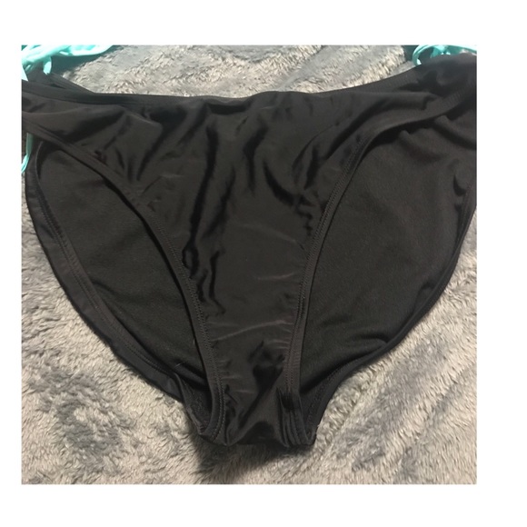 💜No boundaries 2 Piece swimsuit set - Picture 4 of 6